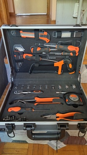 Malette outils quasi neuve - malette,