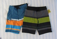 Quiksilver Board shorts Men Sizes 30 31 32 Striped Trunks Black Blue Boardshorts