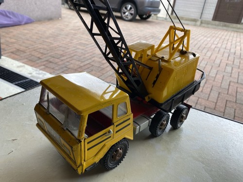 Joustra grue mobile miniature