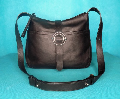 Sac furla cuir noir porté - sac,