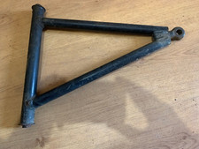 triangle avant droit polaris 330 trail boss ou quad polaris 330 ATP