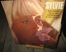 Sylvie Vartan-45 tours(4 titres)Complet de sa languette-87.071 M-RCA VICTOR-1968