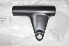 Support de phare droit origine TRIUMPH SCRAMBLER  BONNEVILLE T100  ref: T2700393