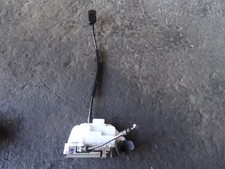 Serrure de porte avant gauche