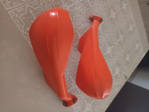 Protege main ktm 690 - ktm,