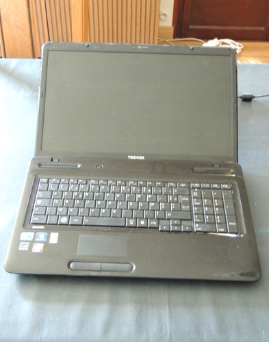 Portable toshiba satellite - toshiba,