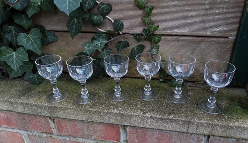 Lot verres pied vin - 6,
