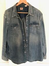 Veste bleu jean délavé d’occasion pour Homme,  taille : XL,  marque : Levis.