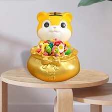 Sculpture de tigre tenant un