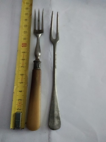 Anciennes fourchettes a - fourchettes,