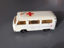 Majorette VW Combi Croix Rouge