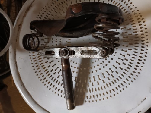Ancienne selle cuir - ancienne,