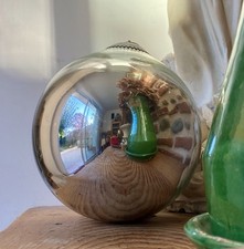 Ancienne grosse boule argentée verre soufflé églomisé mercure Noël Vintage