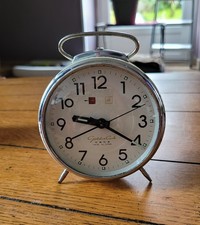 ANCIEN REVEIL MECANIQUE GOLDEN