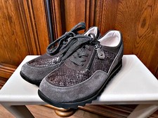 ?Très belle paire de chaussure basket en cuir anthracite marque Waldlaufer?