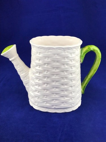 Vintage basket weave porcelain