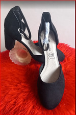 Escarpins noirs en cuir véritable à talons moyens