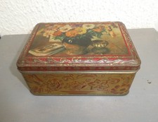 ANCIENNE BOITE A GATEAUX EN