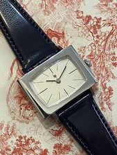 NEUVE MONTRE SANS MOUVEMENT