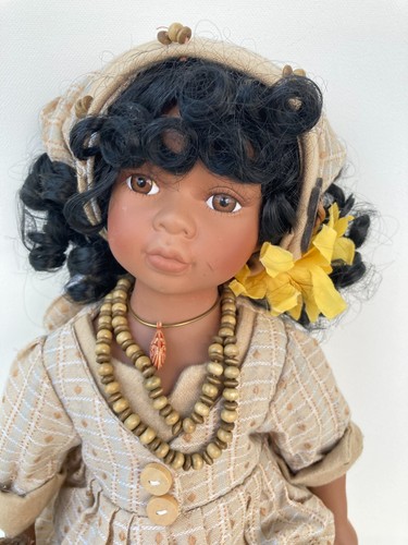 Poupée métisse porcelaine - métisse, en