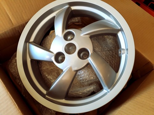 Roue arriere original - arriere, 13"
