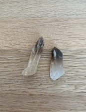 pierre de quartz fumé semi précieuse de petit taille 