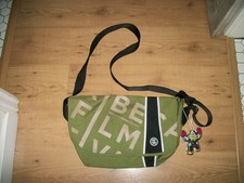 Crumpler Barney Rustle Blanket