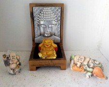 3 Statuettes Bouddha rieur & porte bougie en résine patinée