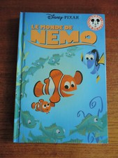 WALT DISNEY PRESENTE LE MONDE