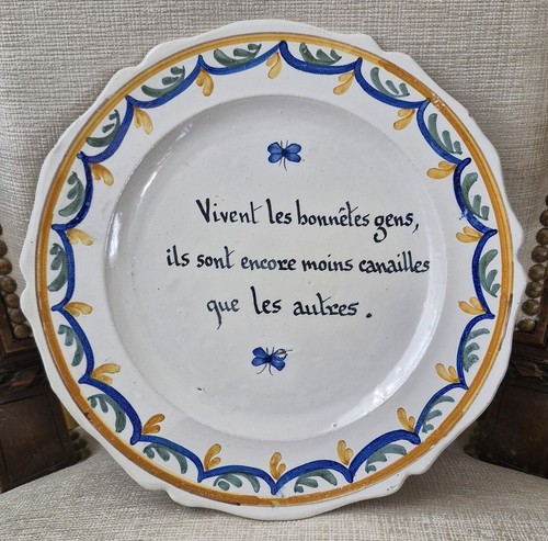 Rare ancienne assiette - -,