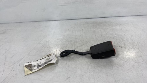 Attache ceinture avant - , droit