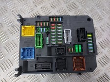 Boitier BSI Q04 - DS DS5 PHASE II (2) 2.0L HDI 180CV - Référence : 9806687980