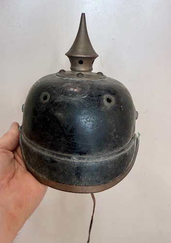 Militaria casque pointe - militaria,