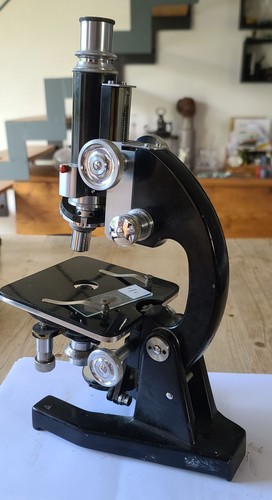 Microscope scientifique - microscope, j