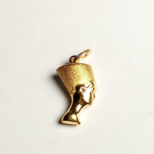 Pendentif charm nefertiti - charm,