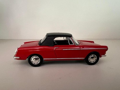Peugeot 404 cabriolet avec - peugeot,