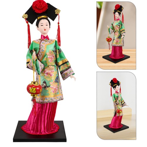 Figurine traditionnelle - , de