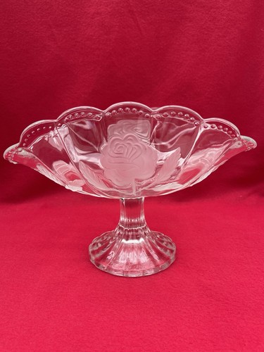 Coupe sur pied - pied, cristal