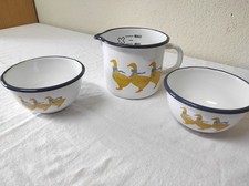 Ancien Pot à lait + 2 Bols en tole émaillée  déco Oies
