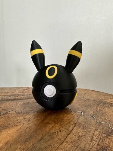 Pokeball noctali 3d - pokeball, en