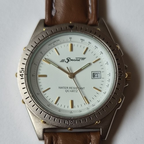 Montre quartz acier brossé - montre,