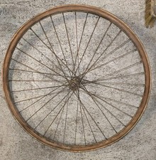 - roue avant en bois FRANCE