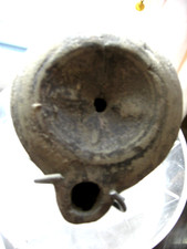 LAMPE A HUILE ANTIQUE  ROMAINE A 4 PALMES AVEC SUPPORT EXPO