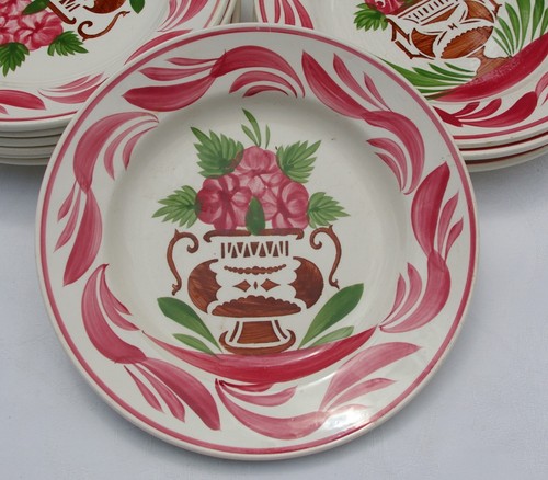 Beau lot assiettes uc - 9,