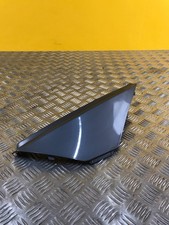 carénage sous selle gauche