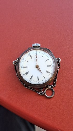 Montre mécanique ancienne - montre,