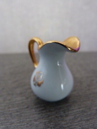 Objet vitrine pichet - vitrine,
