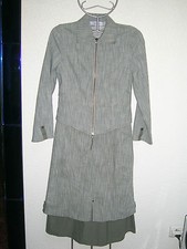 Ensemble gris clair et kaki