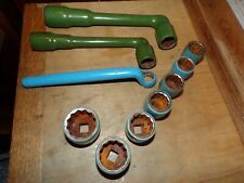 LOTS CLES ISOLES PIPES ET