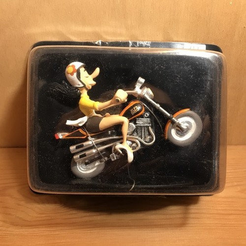 Josy harley davidson 883 - josy,